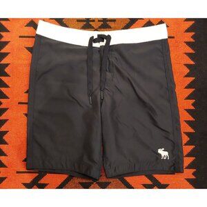 Abercrombie and Fitch Men's Navy & White Swim Trunks, Bathing Suit in Size XL.